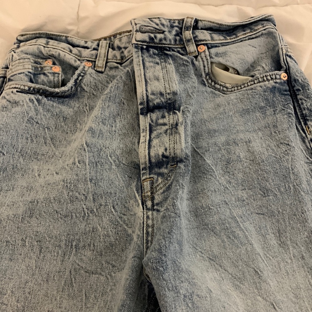 Free people Washed out “mom jeans”. Straight leg.